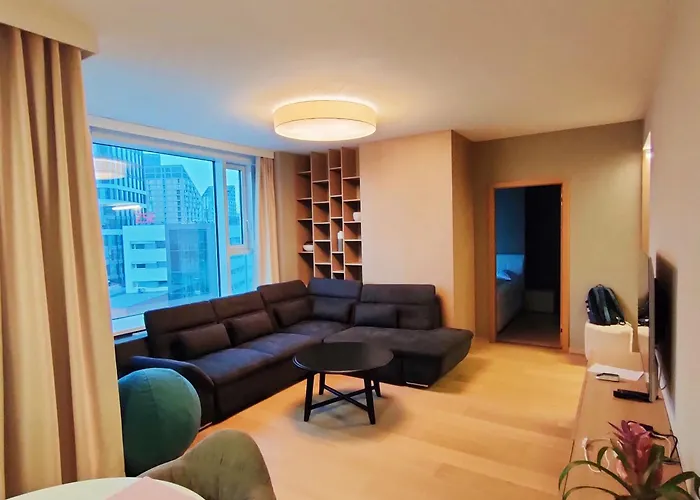 Sag Panorama Free Parking *