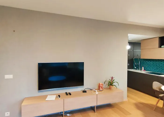 Sag Panorama Free Parking